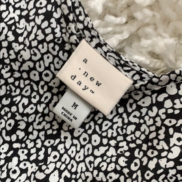 Midi Black and White leopard print dress - Picture 4 of 5